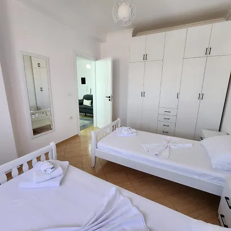 Apartment With Seaview At Skela Vlore